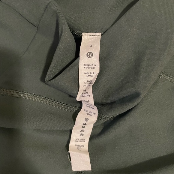 Lululemon Base Pace High Rise Reflective Tight - Picture 3 of 3